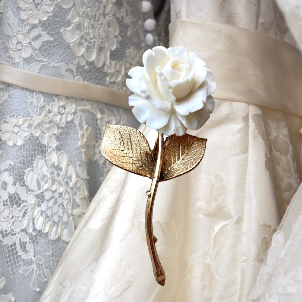 Vintage Ivory Rose Brooch by Wells 14k gf